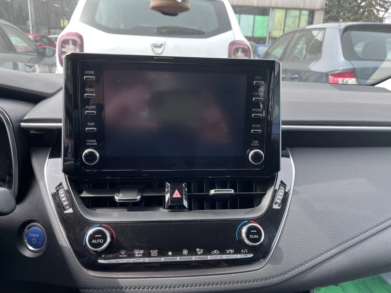 Toyota Corolla 1.5 TNGA, снимка 8 - Автомобили и джипове - 54203103