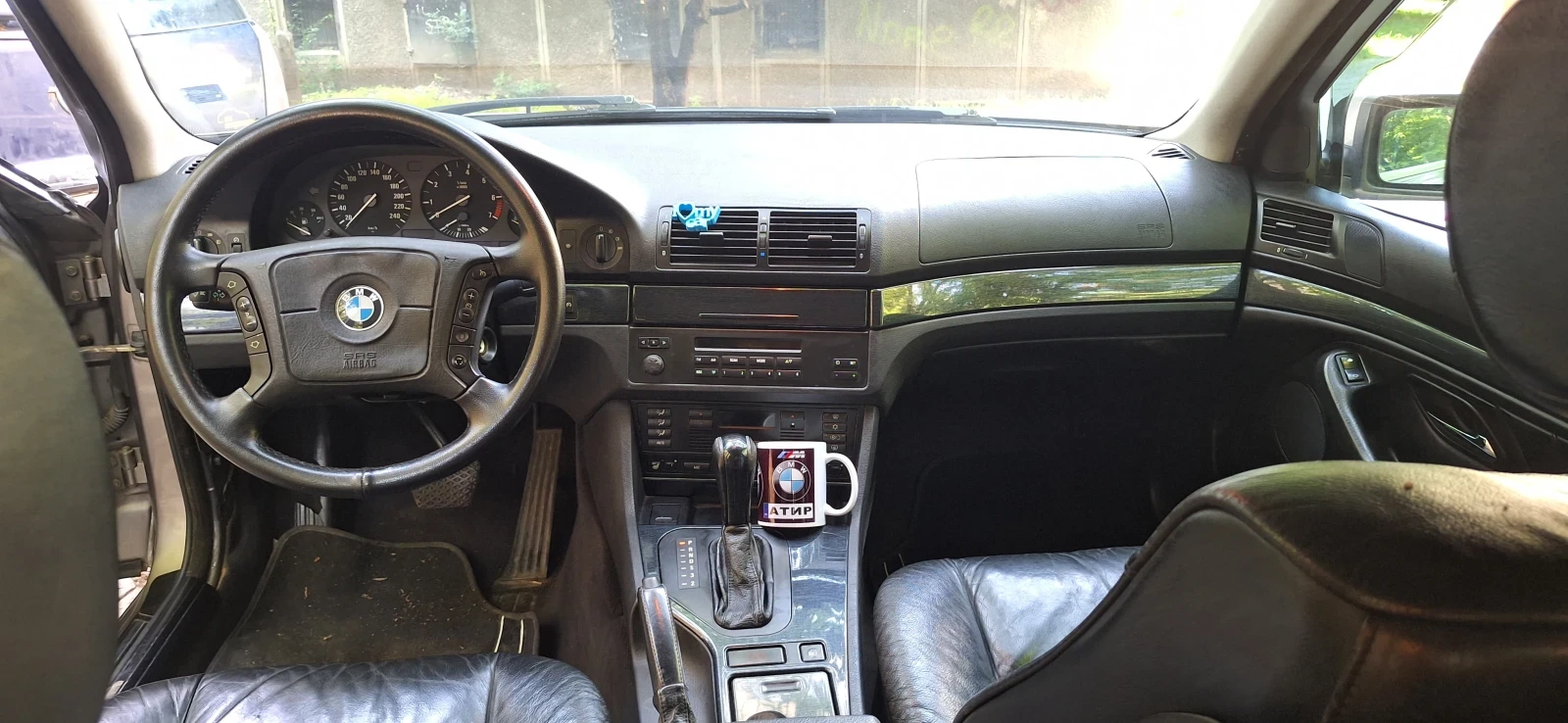 BMW 523, снимка 10 - Автомобили и джипове - 54801976