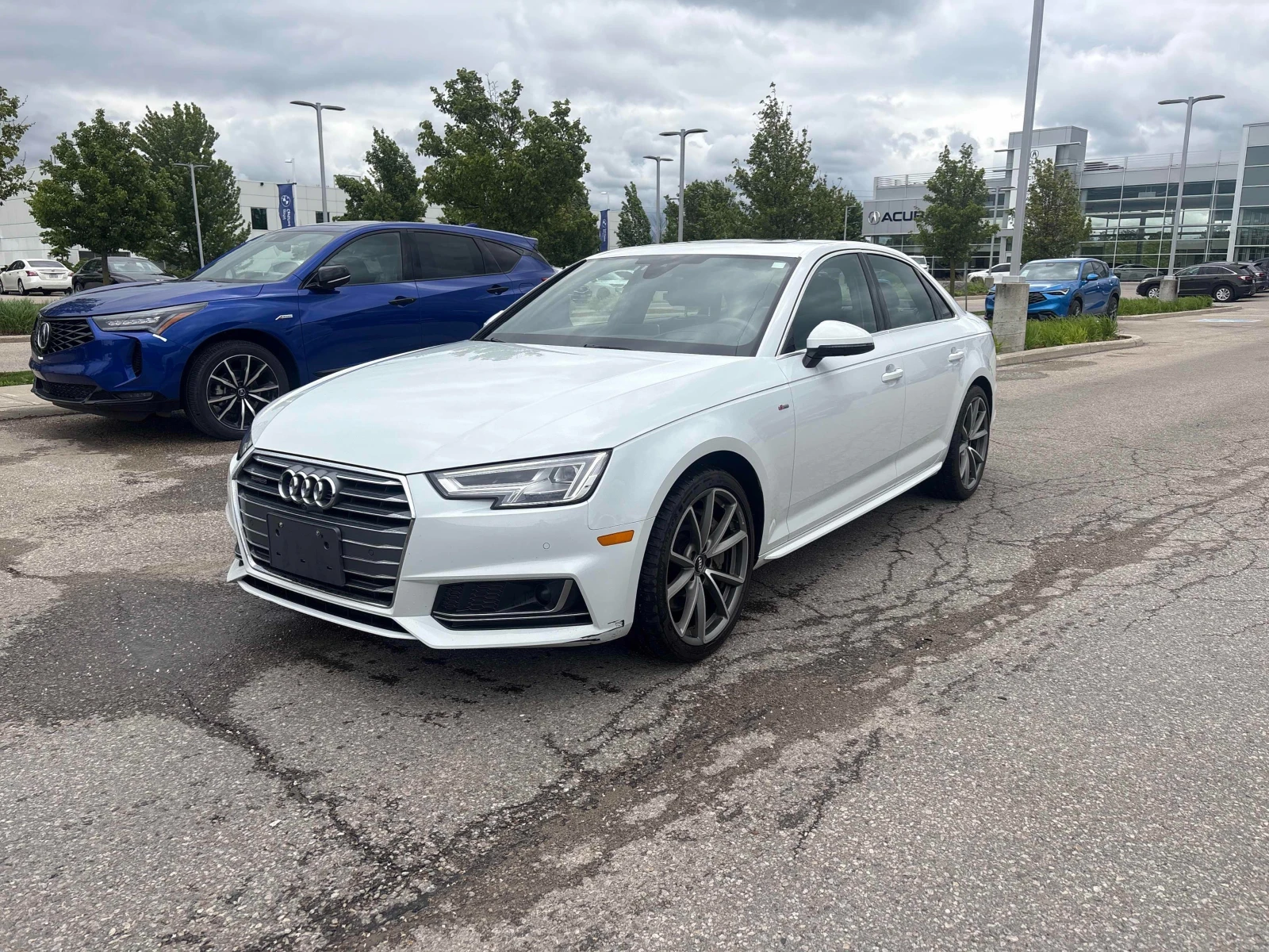 Audi A4 Technik * S-Line * 1 СОБСТВЕНИК * 2 KЛЮЧА