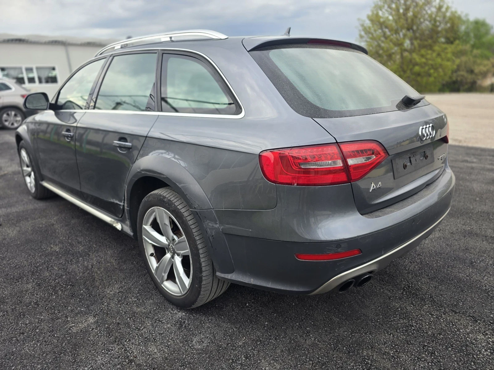 Audi A4 Allroad 2.0TDi Quattro , снимка 6 - Автомобили и джипове - 54983392