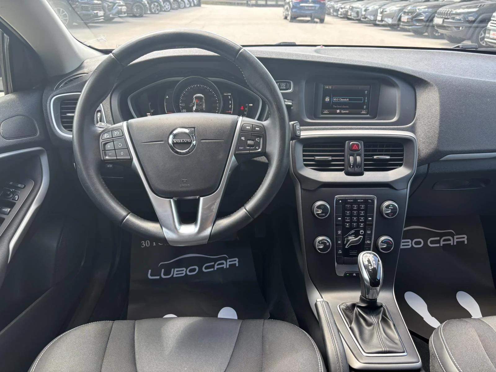Volvo V40 2.0D-120kc.AUTOMATIK, снимка 9 - Автомобили и джипове - 55240643