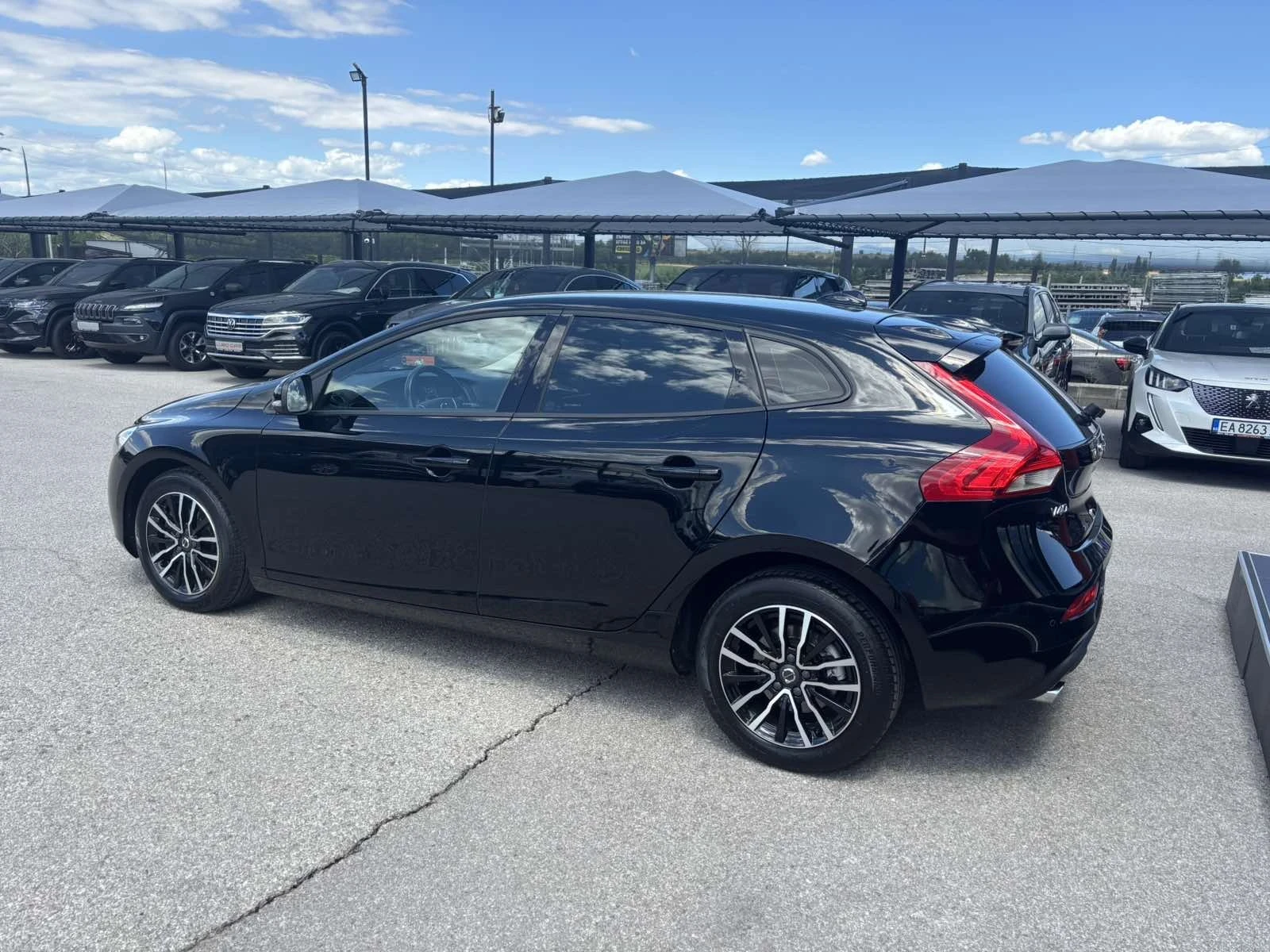 Volvo V40 2.0D-120kc.AUTOMATIK, снимка 13 - Автомобили и джипове - 55240643