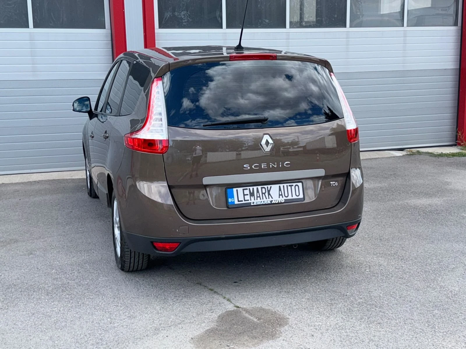 Renault Scenic 1.4TCE START STOP NAVI KLIMATRONIK 6-SPEED ЛИЗИНГ, снимка 9 - Автомобили и джипове - 55282476