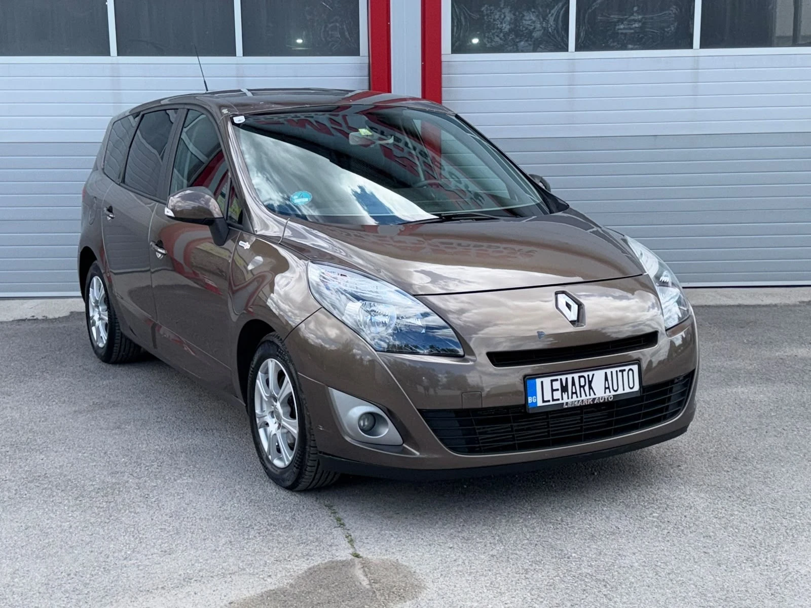 Renault Scenic 1.4TCE START STOP NAVI KLIMATRONIK 6-SPEED ЛИЗИНГ, снимка 5 - Автомобили и джипове - 55282476