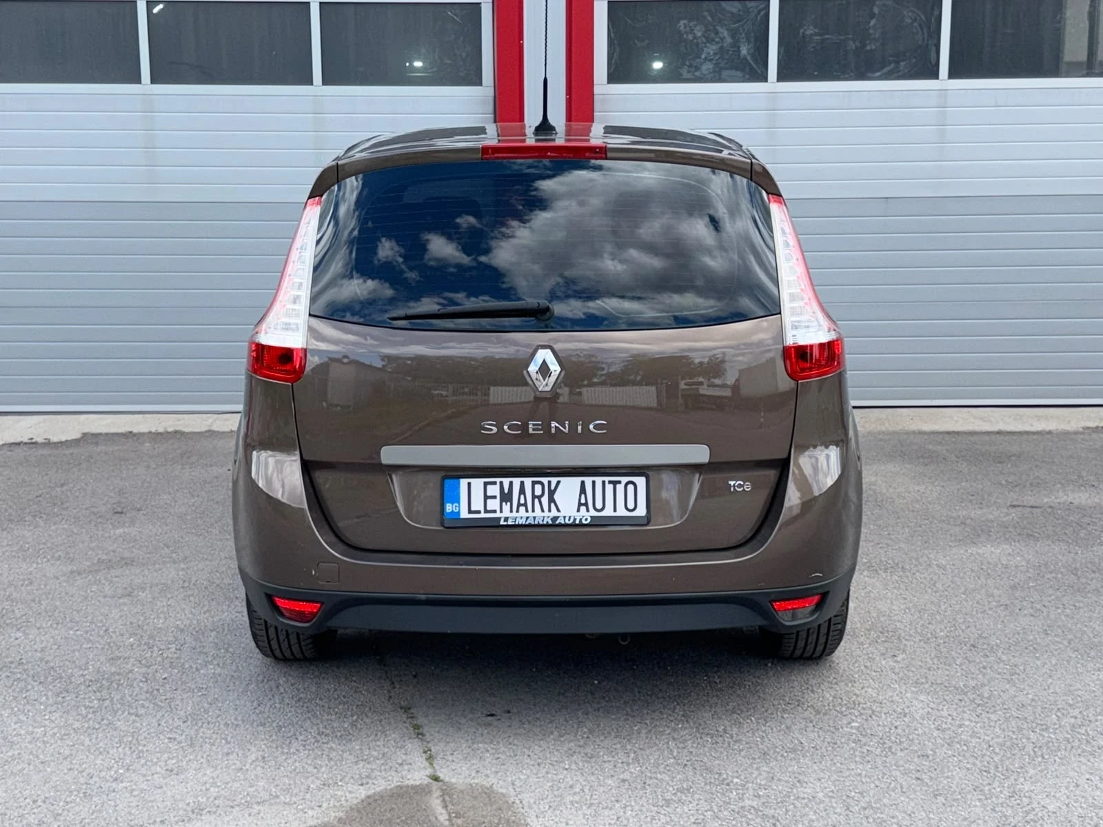 Renault Scenic 1.4TCE START STOP NAVI KLIMATRONIK 6-SPEED ЛИЗИНГ, снимка 10 - Автомобили и джипове - 55282476