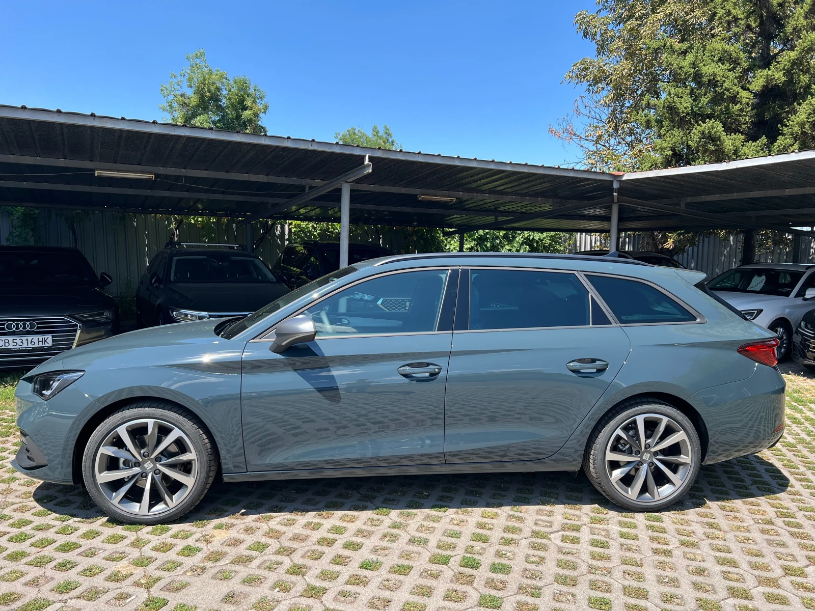 Seat Leon 1.5 TSI 150 к.с FR 6M/T, снимка 3 - Автомобили и джипове - 55529853