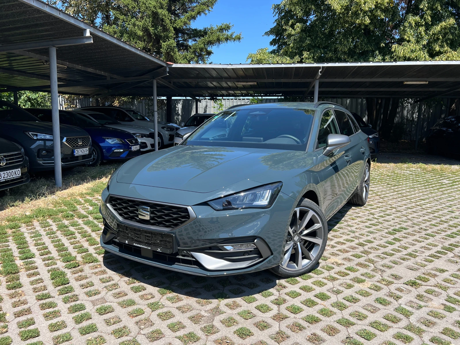 Seat Leon 1.5 TSI 150 к.с FR 6M/T