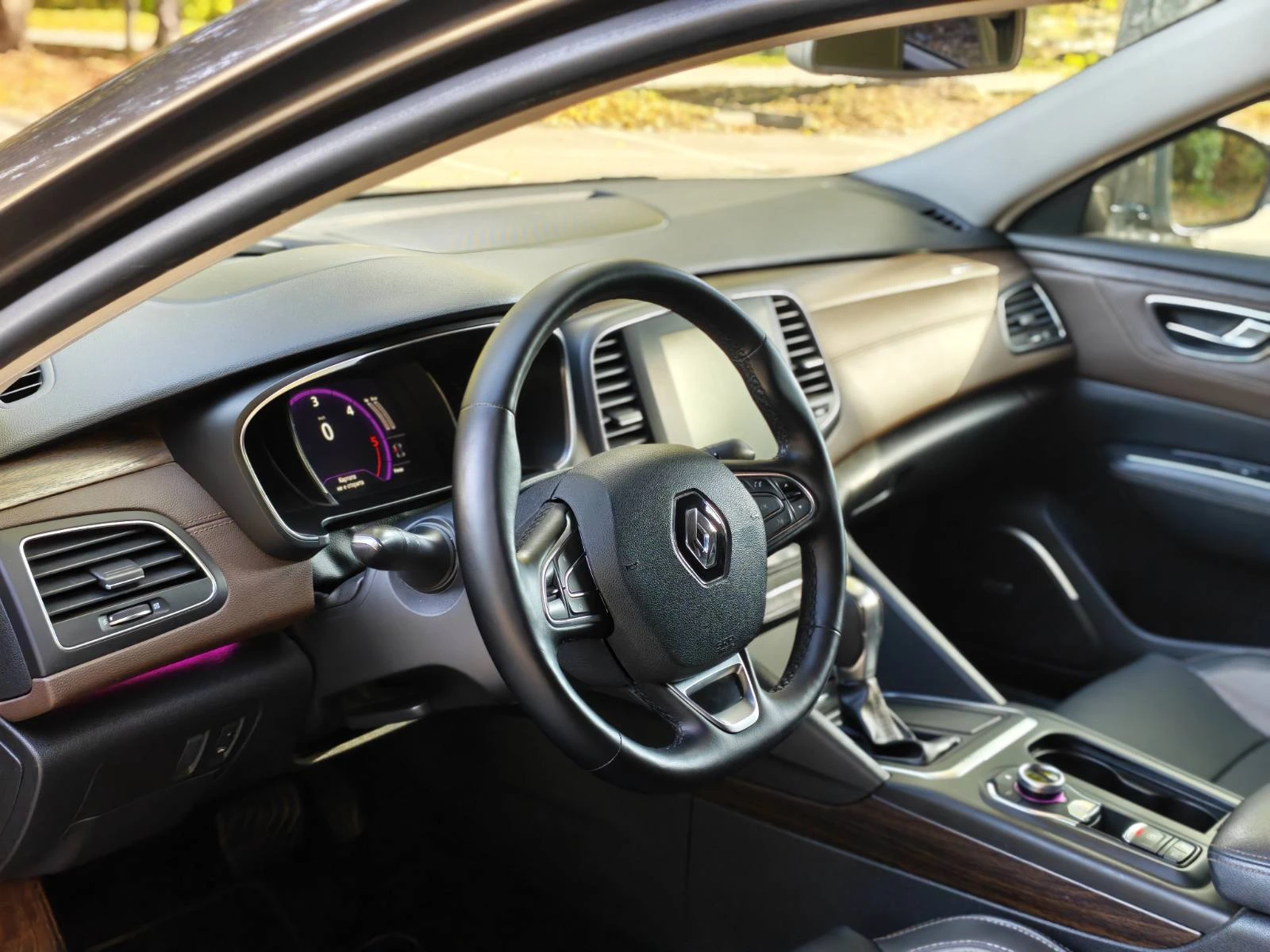 Renault Talisman 4Control/Bose/Масаж, снимка 11 - Автомобили и джипове - 56561641