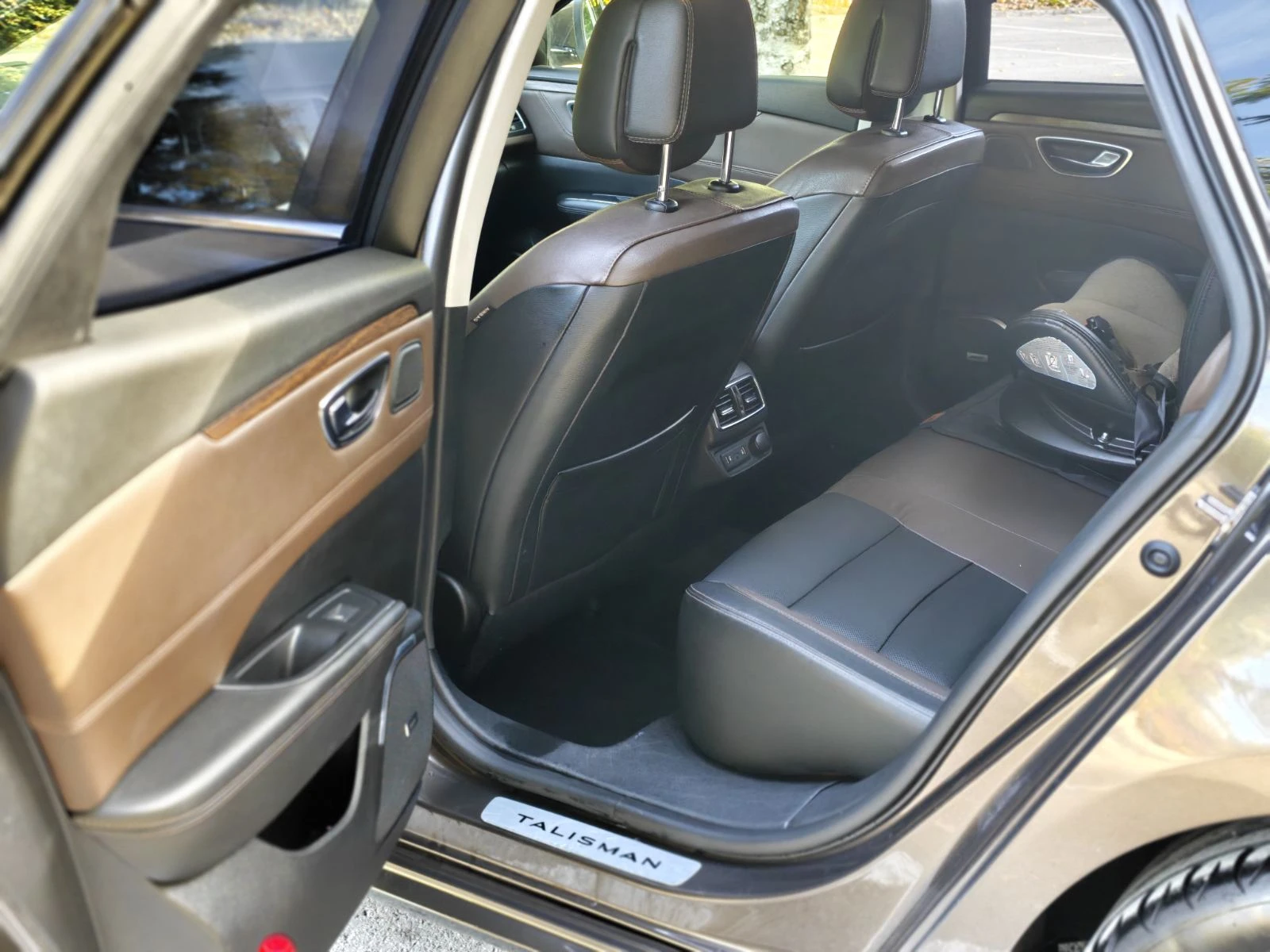 Renault Talisman 4Control/Bose/Масаж, снимка 9 - Автомобили и джипове - 56561641