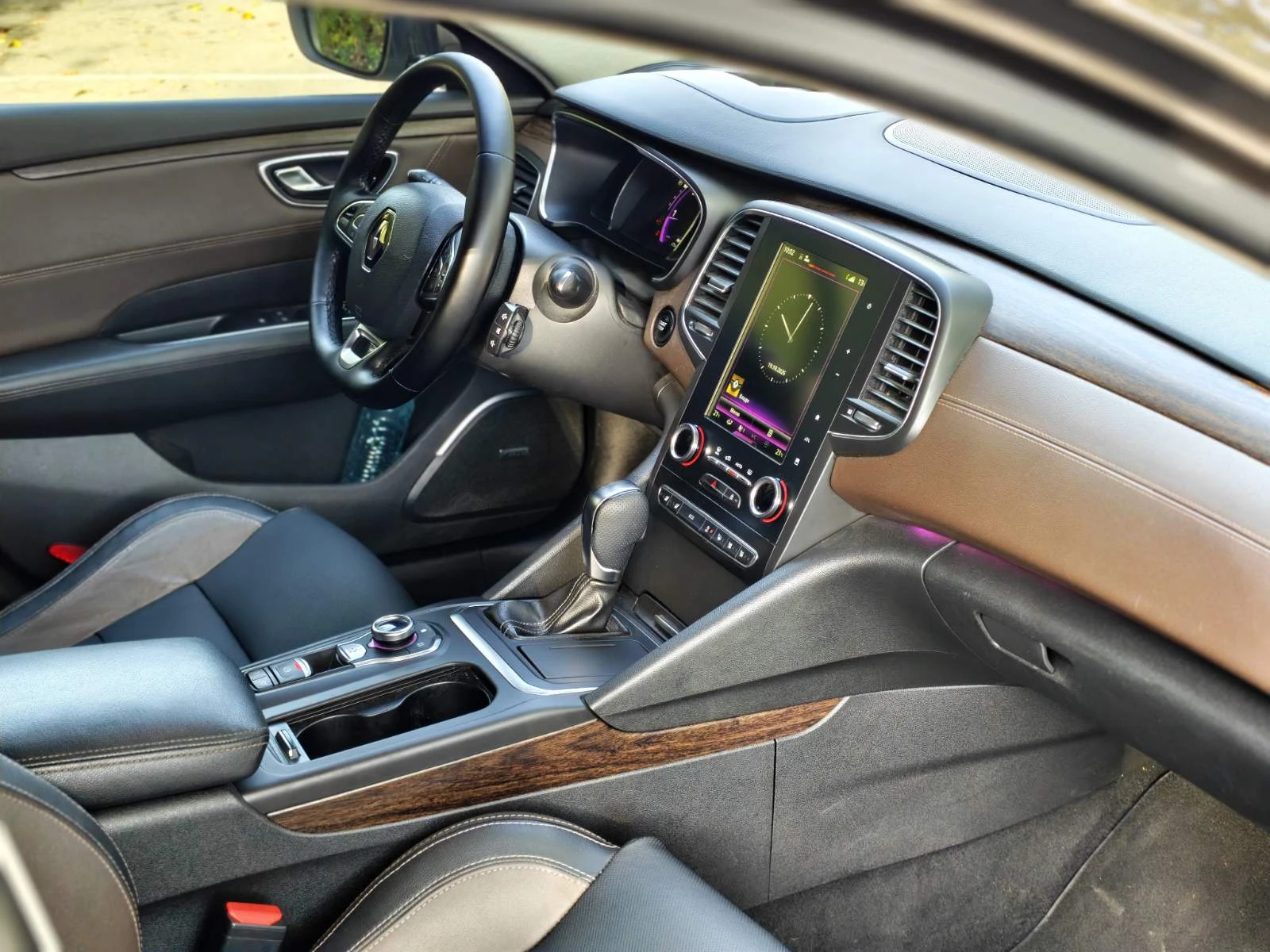 Renault Talisman 4Control/Bose/Масаж, снимка 12 - Автомобили и джипове - 56561641