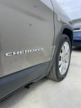 Jeep Cherokee LIMITED 3.2VVT , снимка 14