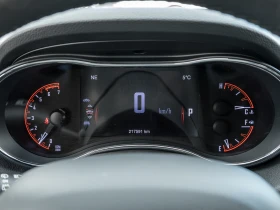 Dodge Durango 2017* CITADEL* 5.7 V8 HEMI* DVD* DISTRONIK* ОБДУХ - 26400 лв. / 13498.11 € - 91879419 7