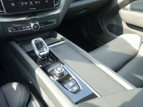 Volvo XC60 T6* AWD* BLACK EDTITION* PLUG-IN* DISTR* KEYLESS*  - 64200 € / 125564.29 лв. - 54111638 13