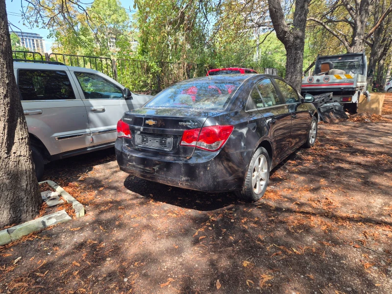 Chevrolet Cruze 2.0 CRDI 163k.с , снимка 3 - Автомобили и джипове - 52621894