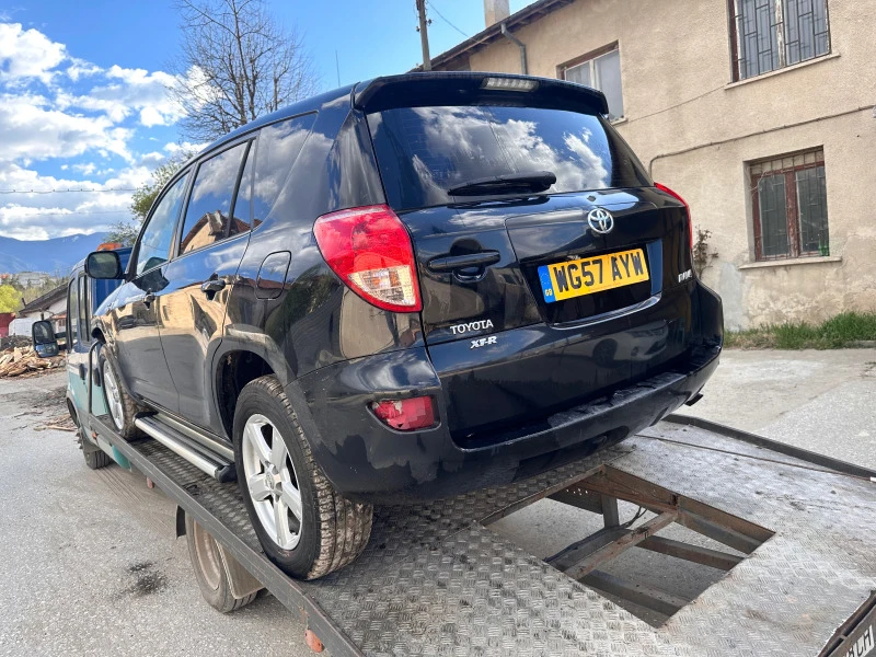 Toyota Rav4  2.2 D-4D 136к.с 2007г НА ЧАСТИ, снимка 3 - Автомобили и джипове - 45199811