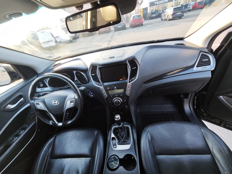 Hyundai Santa fe 2.2 CRDi 4WD, снимка 12 - Автомобили и джипове - 49301185