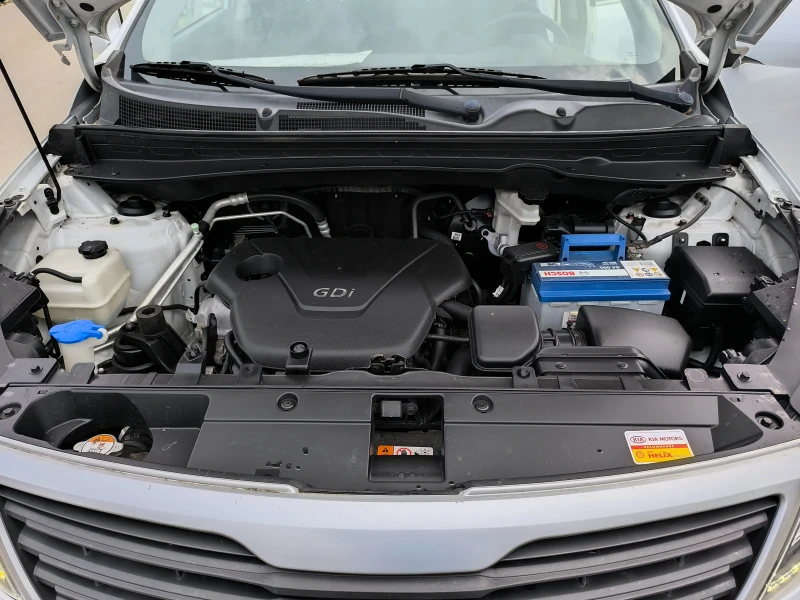 Kia Sportage 1.6 GDI, снимка 15 - Автомобили и джипове - 53105536