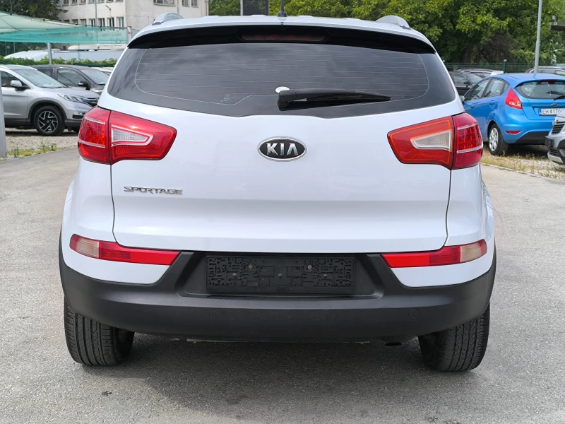Kia Sportage 1.6 GDI, снимка 6 - Автомобили и джипове - 53105536
