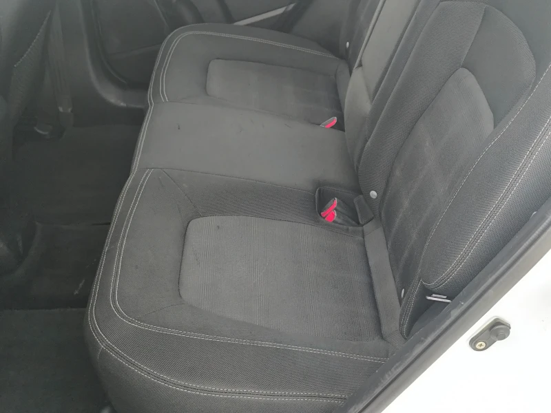 Kia Sportage 1.6 GDI, снимка 12 - Автомобили и джипове - 53105536