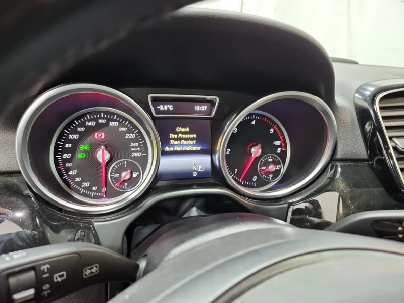 Mercedes-Benz GLE 350D  CARFAX, снимка 11 - Автомобили и джипове - 52839505