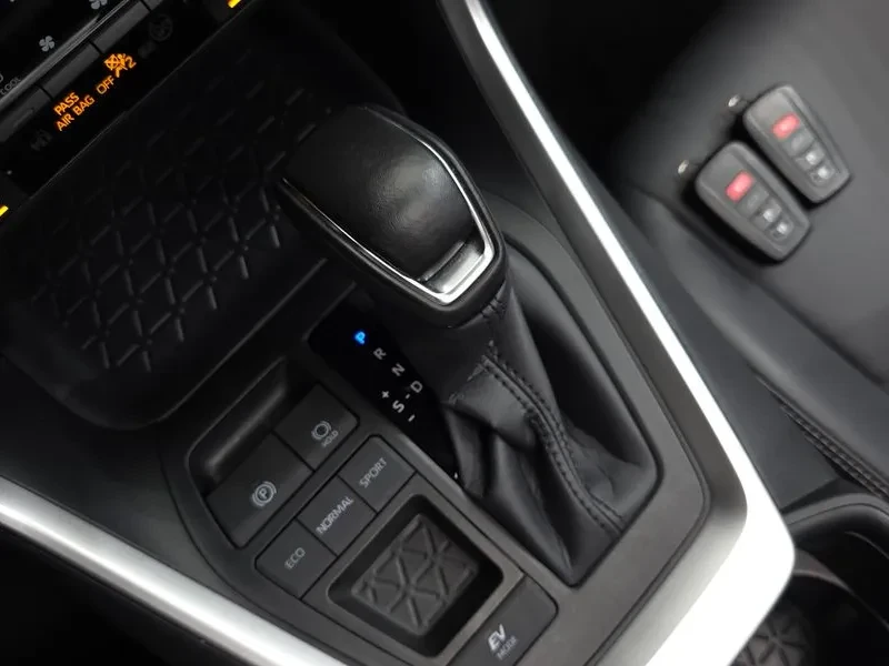 Toyota Rav4 5Th Generation 2.5 2Wd Hybrid Xle | Mobile.bg � ����������� 8