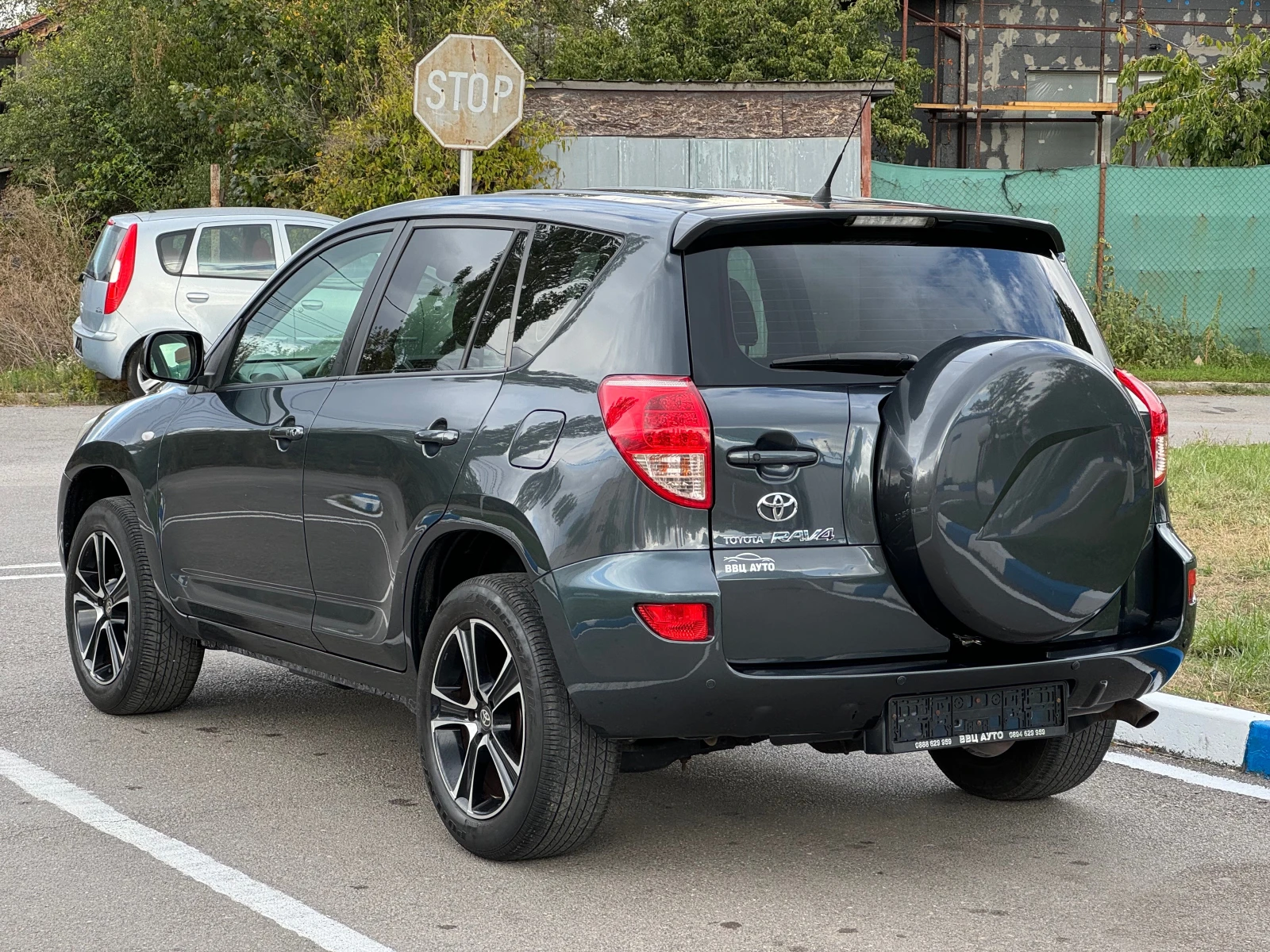 Toyota Rav4 2.0 Бензин/4х4/Автоматик/Навигация/Кожен Салон - изображение 6