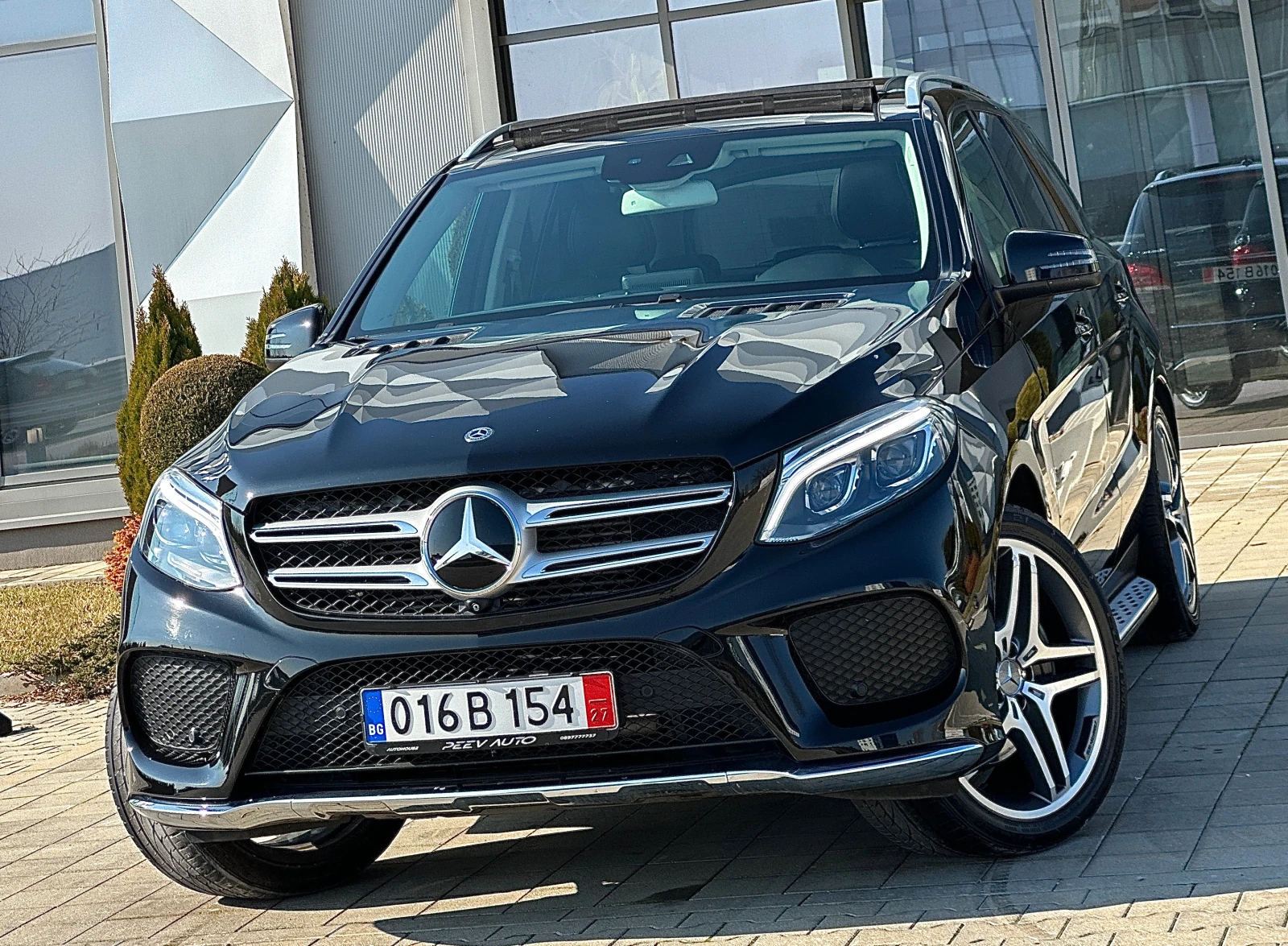 Mercedes-Benz GLE 350 #AMG LINE#PANORAMA#PODGREV#360 CAMERA# | Mobile.bg — изображение 1