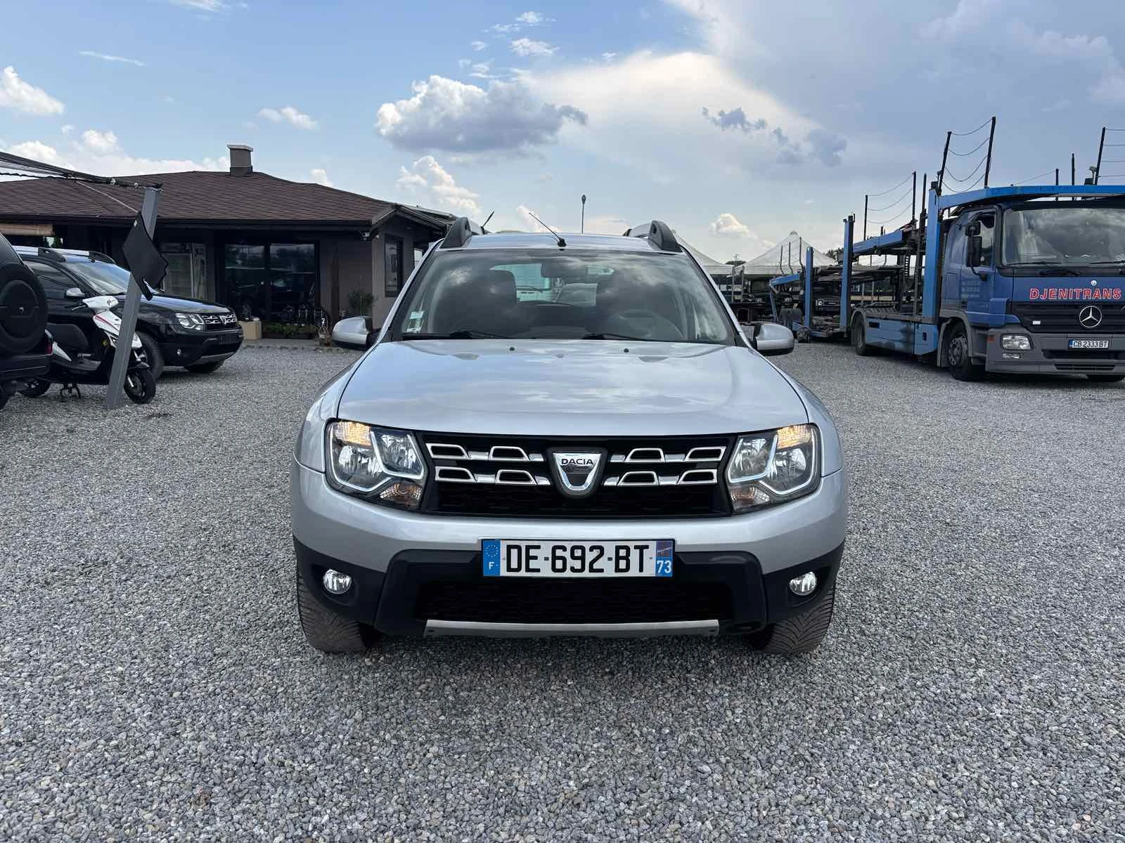 Dacia Duster 1.5 , Нов Внос, 4x4 - изображение 2
