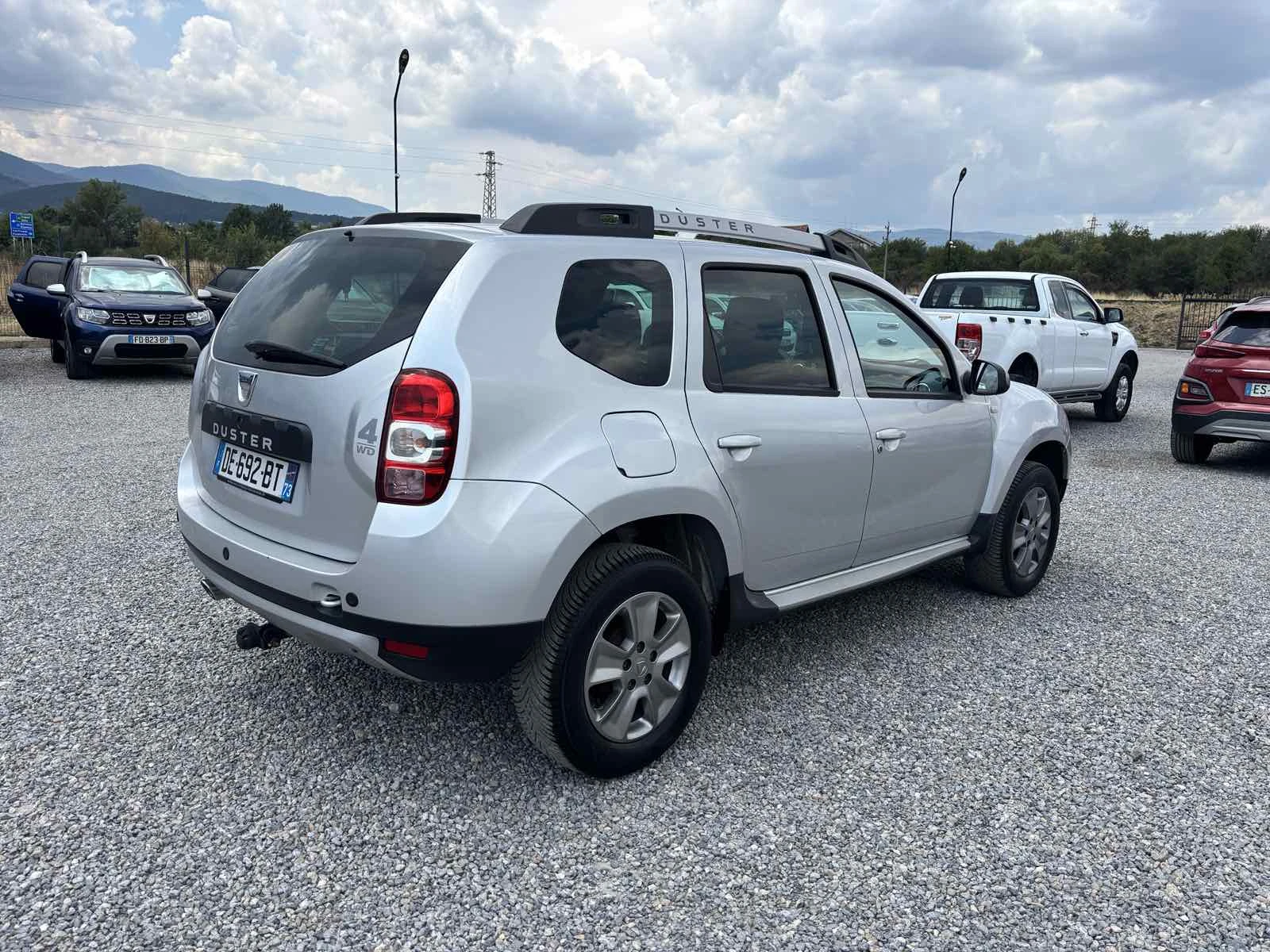 Dacia Duster 1.5 , Нов Внос, 4x4 - изображение 5