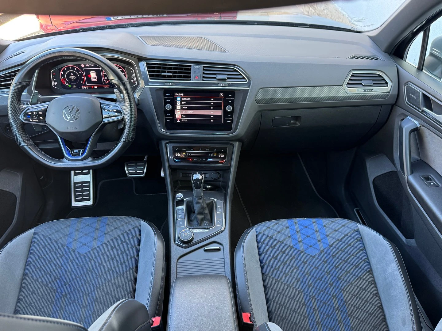 VW Tiguan R 2.0 TSI OPF 4MOTION | Mobile.bg — изображение 5