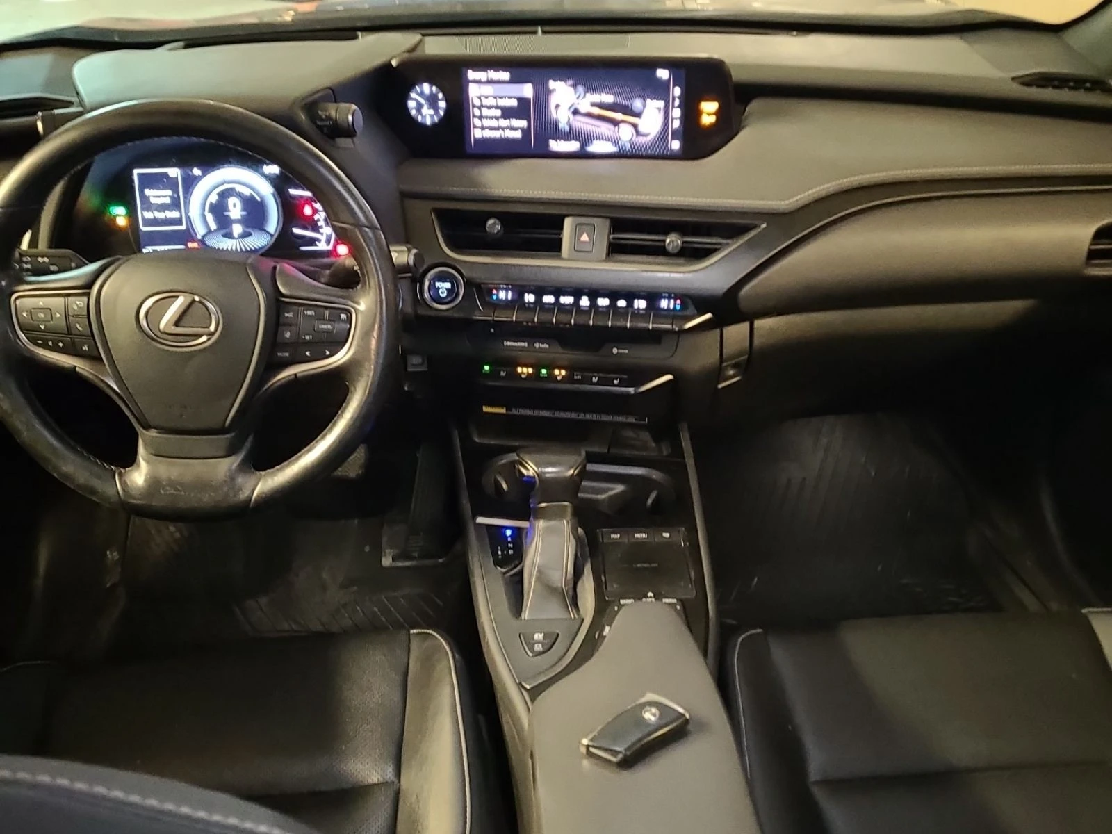 Lexus UX 250h CARFAX АВТО КРЕДИТ  - изображение 7