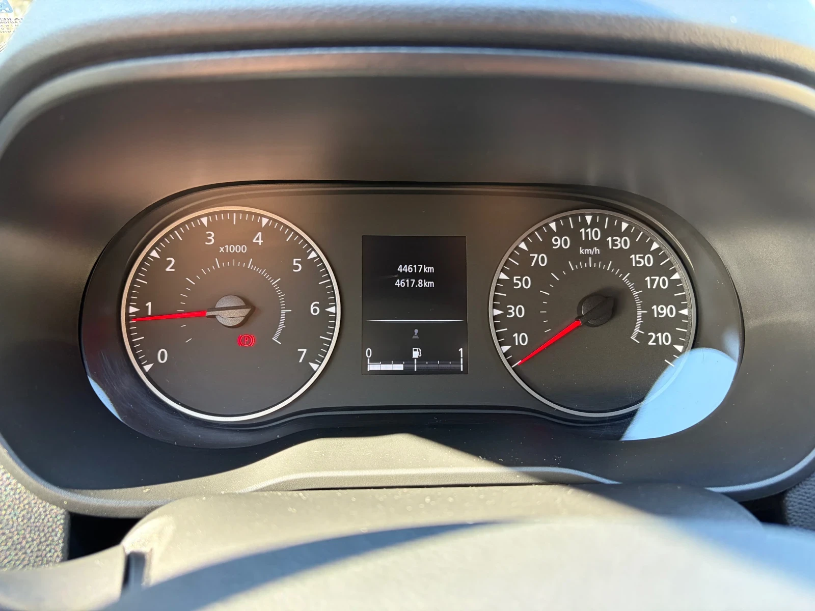 Dacia Duster, снимка 6 - Автомобили и джипове - 53828581