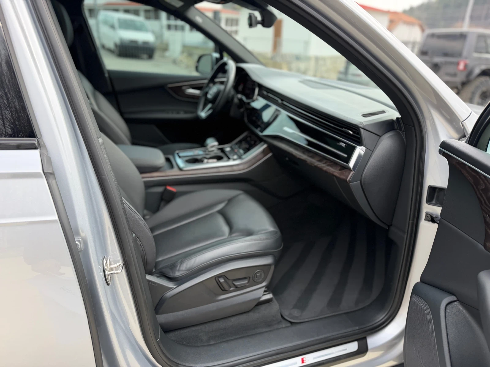 Audi Q7 3.0tfsi  21", снимка 14 - Автомобили и джипове - 53880347