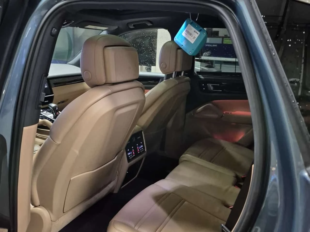 Porsche Cayenne Type 9YA | KEYLESS | ПОДГРЕВИ | CARFAX, снимка 12 - Автомобили и джипове - 53940119