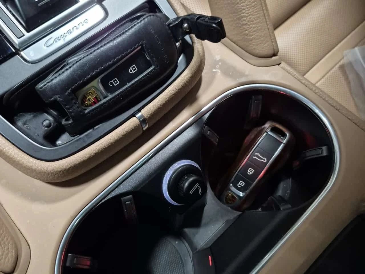 Porsche Cayenne Type 9YA | KEYLESS | ПОДГРЕВИ | CARFAX, снимка 8 - Автомобили и джипове - 53940119