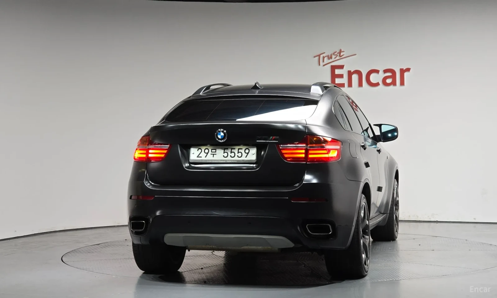BMW X6 40D* FULL CARBON* M-PACK* UNIKAT* , снимка 4 - Автомобили и джипове - 55429235