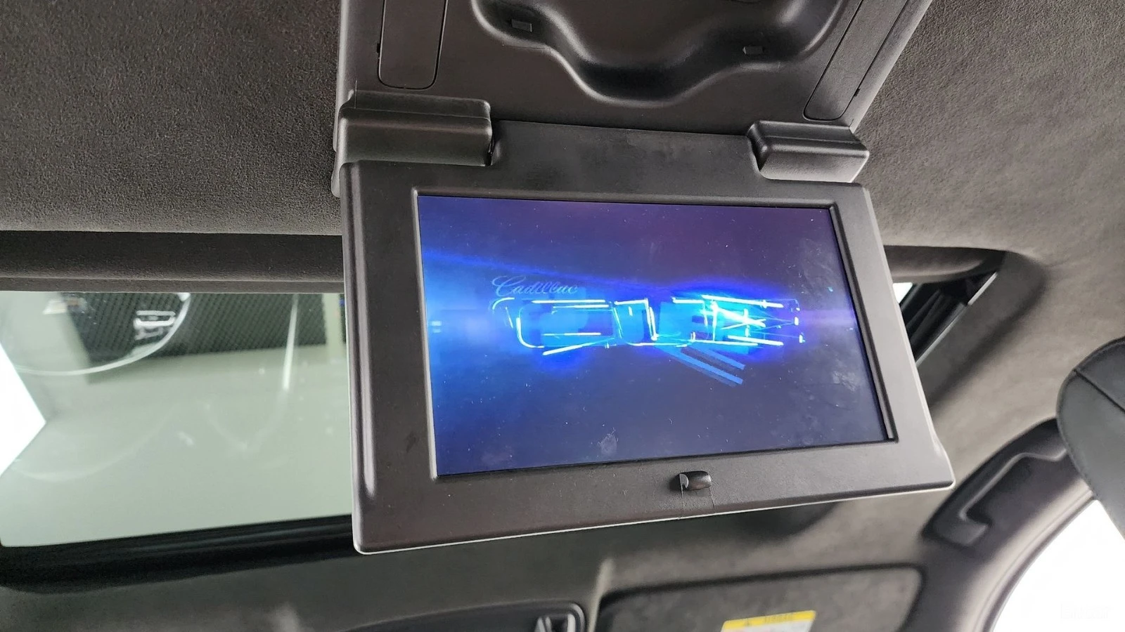 Cadillac Escalade 6.2 ESV* HUD* 360* МАСАЖИ* МОНИТОРИ, снимка 17 - Автомобили и джипове - 55436361