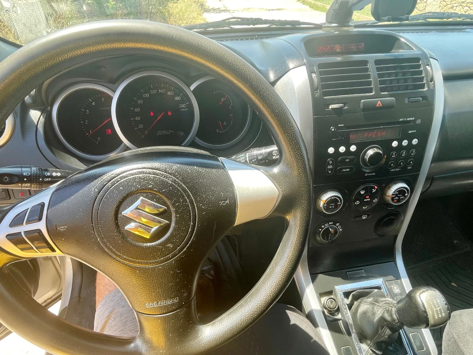 Suzuki Grand vitara 4x4 1, 9 DDIS, снимка 8 - Автомобили и джипове - 55509457