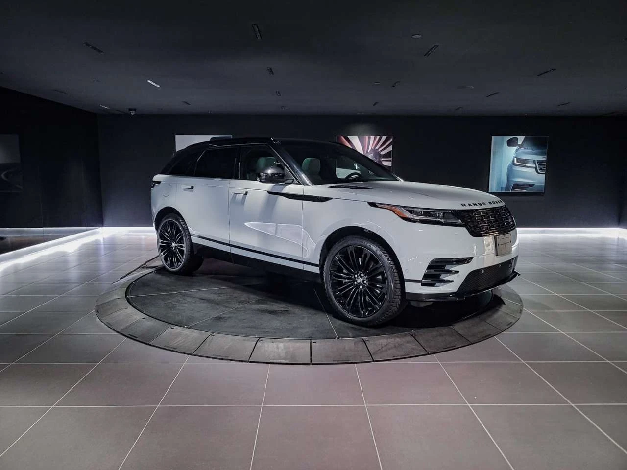 Land Rover Range Rover Velar 3.0L 6 Cyl | Black Exterior Pkg | 3D Surround Came | Mobile.bg � ����������� 3