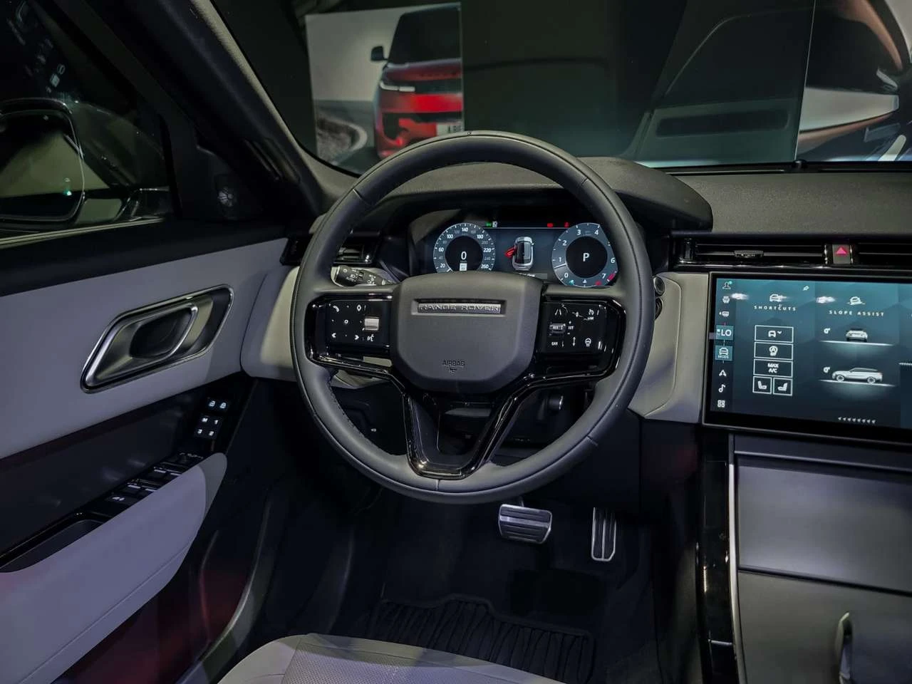Land Rover Range Rover Velar 3.0L 6 Cyl | Black Exterior Pkg | 3D Surround Came | Mobile.bg � ����������� 12