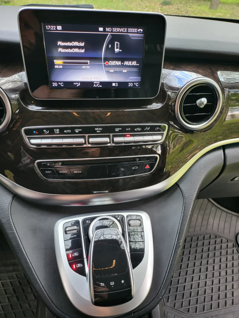 Mercedes-Benz V V 250, снимка 14 - Бусове и автобуси - 52097991