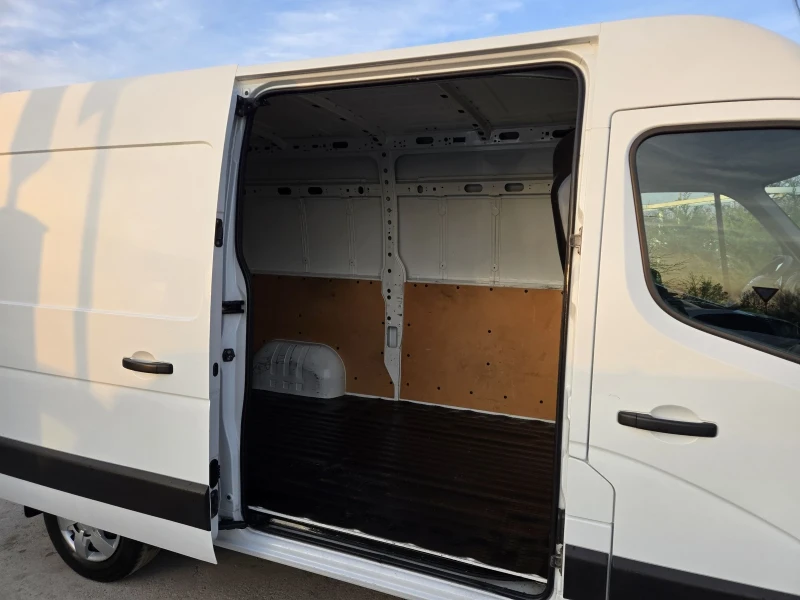 Nissan NV400 2.3DCI-131кс= 6ск= 188.000км= КЛИМАТИК= ПЕРФЕКТЕН, снимка 10 - Бусове и автобуси - 52829583