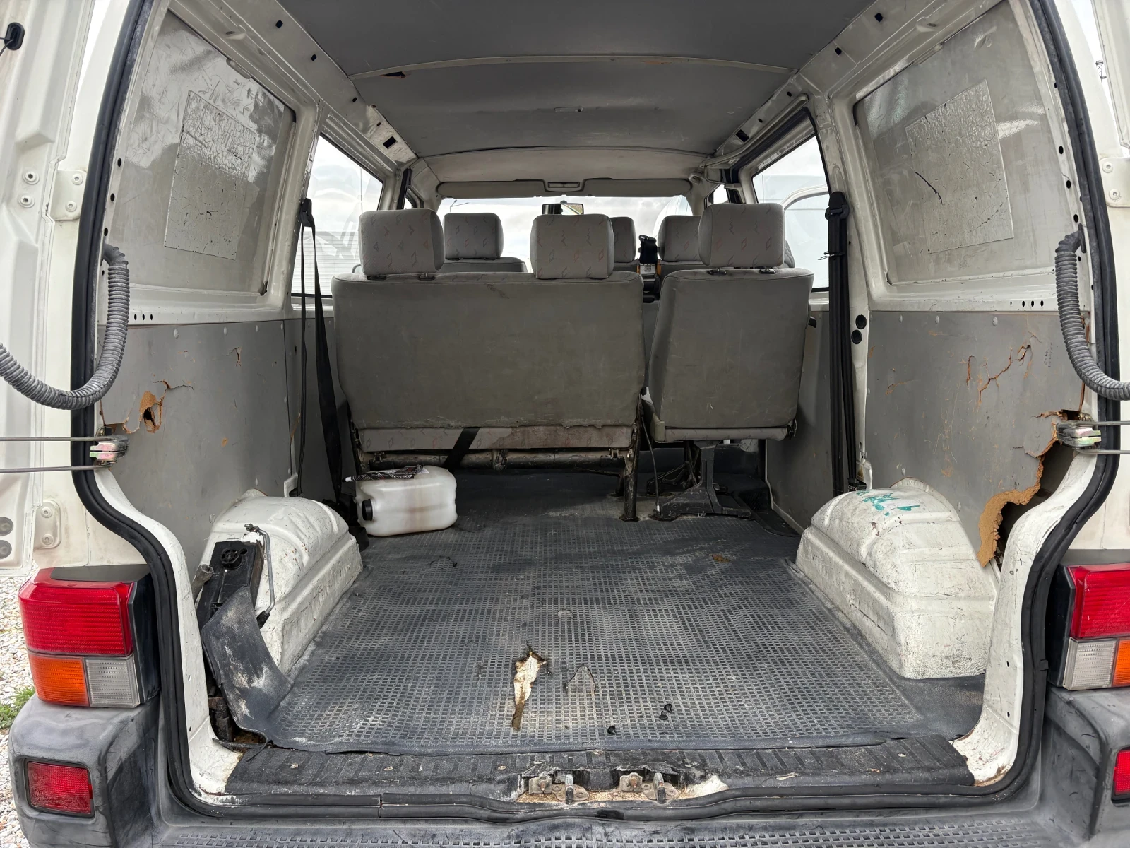 VW Transporter T-4  2, 5 TDI - изображение 10