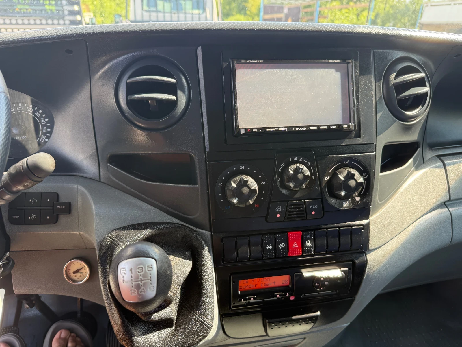 Iveco Daily 3.0, снимка 12 - Бусове и автобуси - 55282234