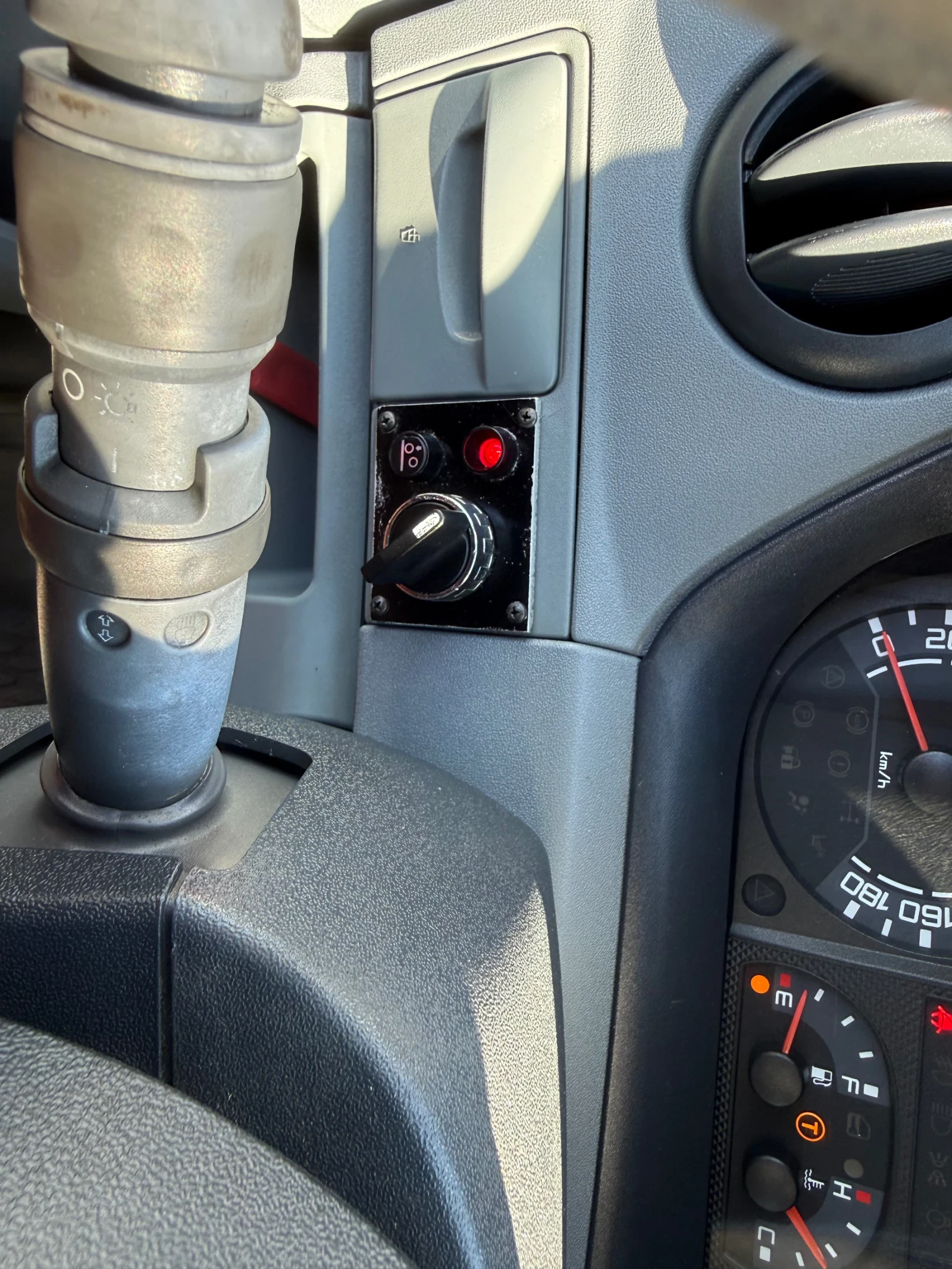 Iveco Daily 3.0, снимка 15 - Бусове и автобуси - 55282234