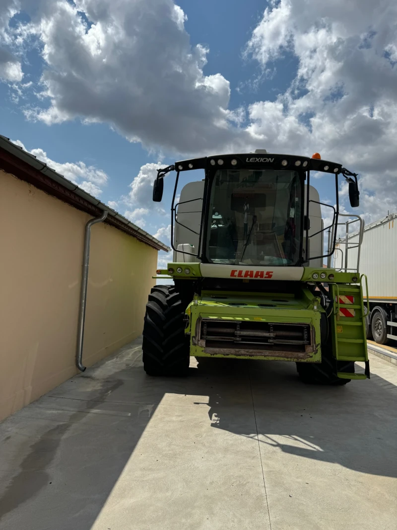 Комбайн Claas LEXION 650, снимка 1 - Селскостопанска техника - 49277072