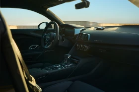 Audi R8 PERFORMANCE, снимка 13