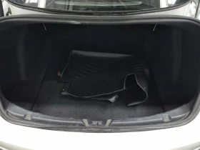 Tesla Model 3 * LONG RANGE * ПОДГРЕВИ * ПАНО * KEYLESS * CARFAX, снимка 14