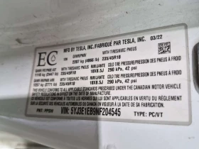 Tesla Model 3 * LONG RANGE * ПОДГРЕВИ * ПАНО * KEYLESS * CARFAX, снимка 15