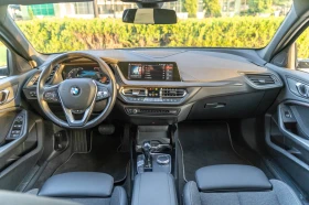 BMW 118 Sport Line Digital Cockpit Headup Keyless Ambient, снимка 9